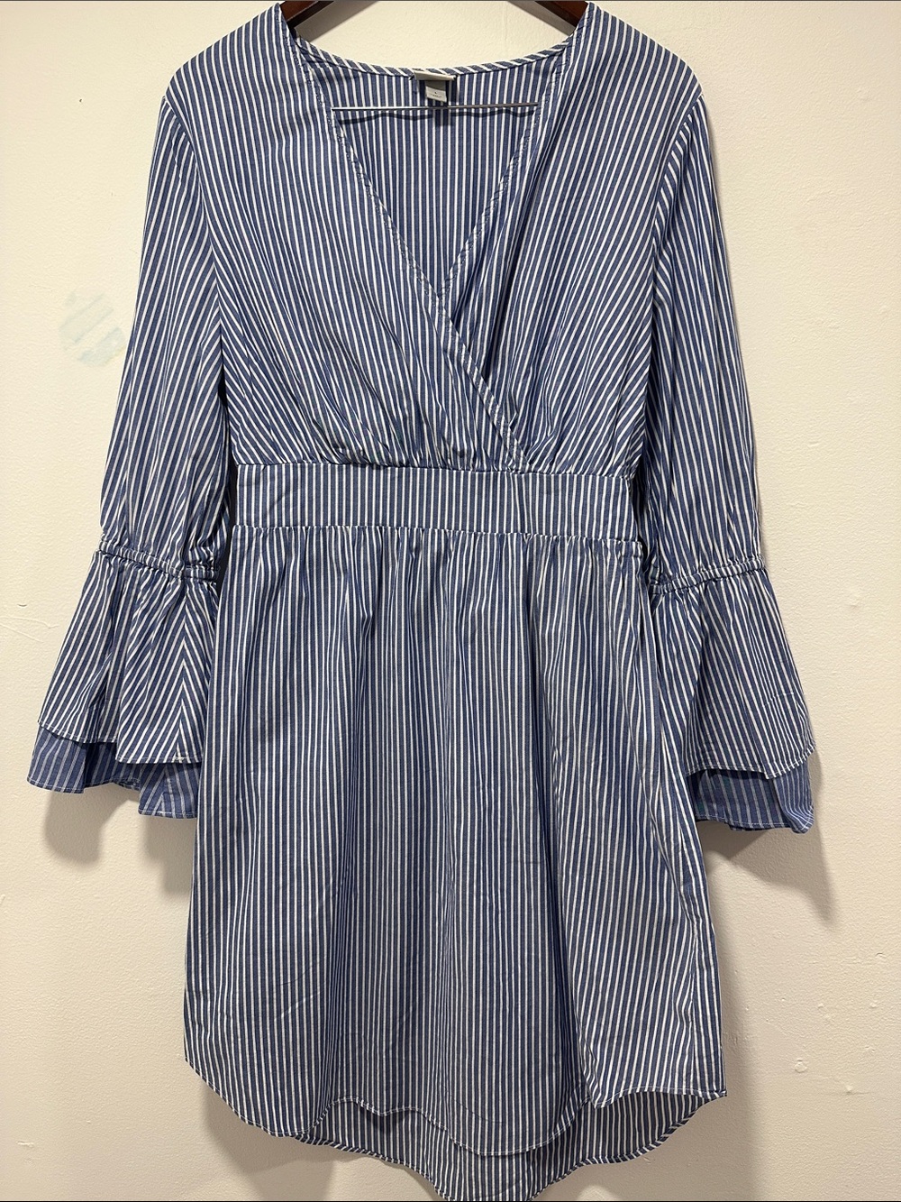 Striped Blue Midi Dress with Ruffled Sleeves 301